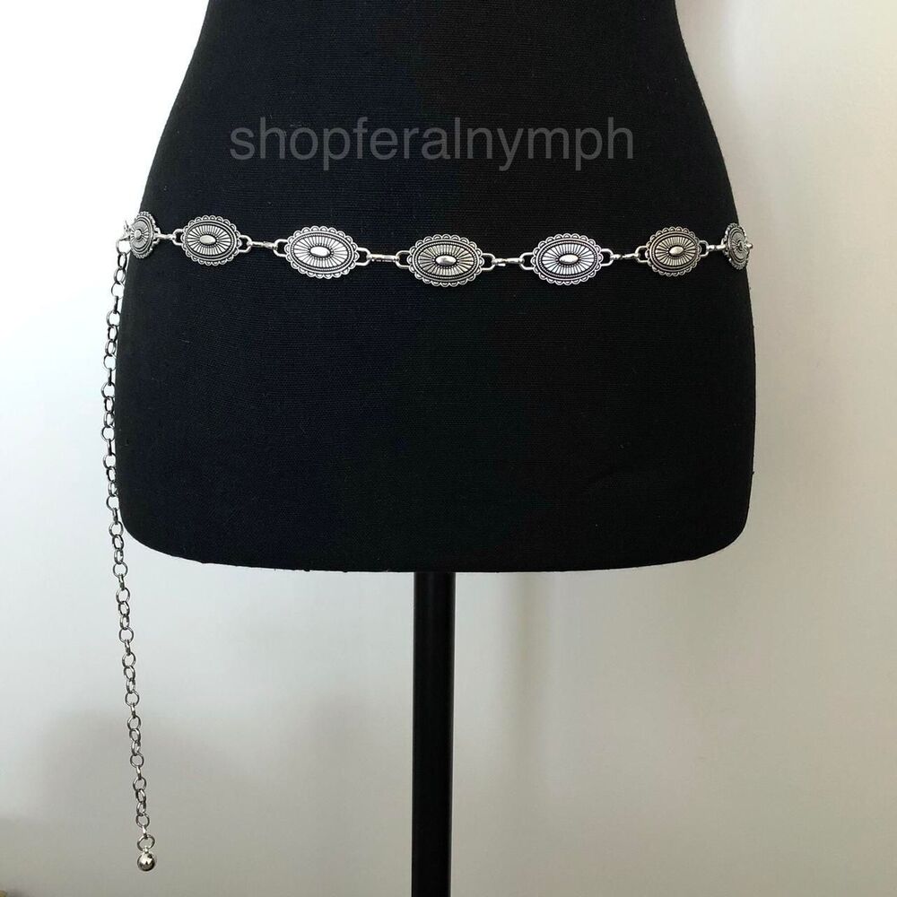 Vintage Y2K Westerncore Silver Chain Concho Belt, 45.5 Inches, X7GA1125